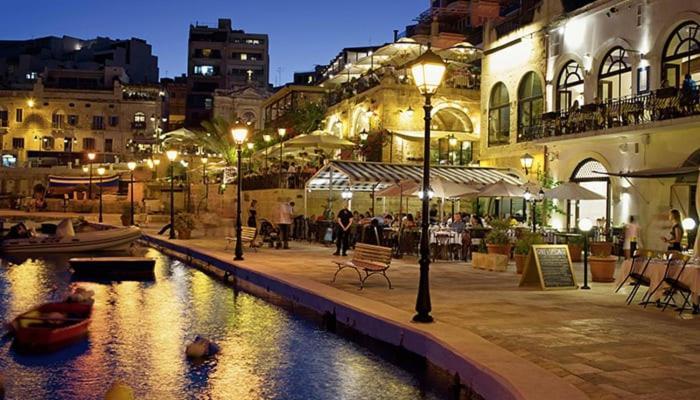 Apartmán St Julians Sliema Penthouse 3 Minutes Walk From Seafront Exteriér fotografie
